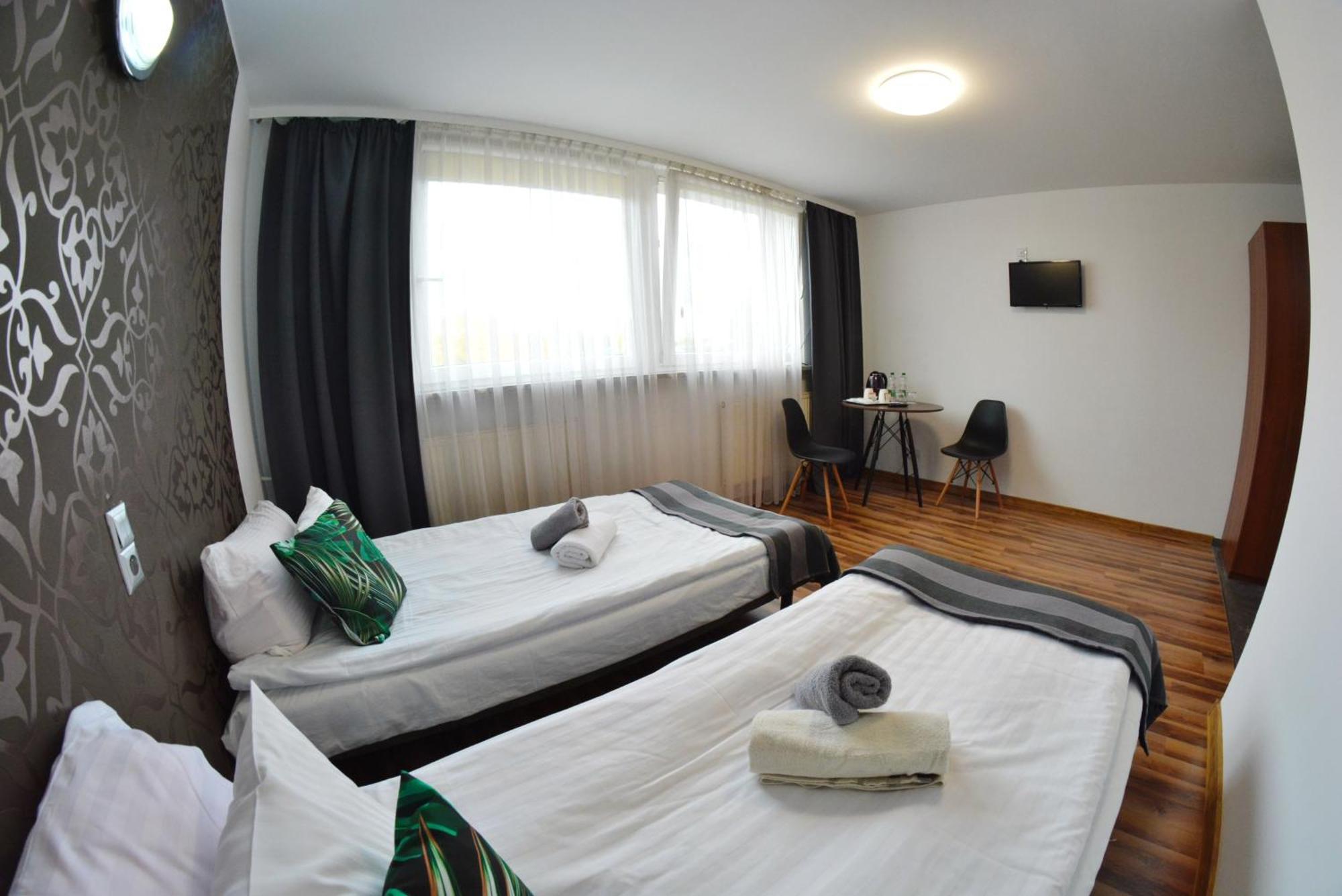 - Opal Hostel Bytom
